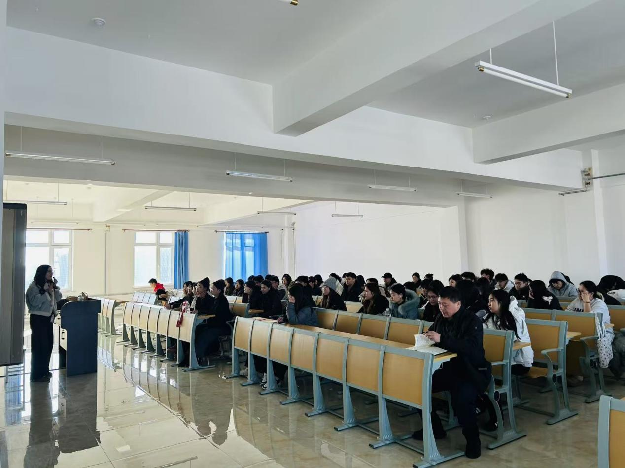 春启新程守初心 督导赋能筑匠心 ——我校开展新学期开学首日查