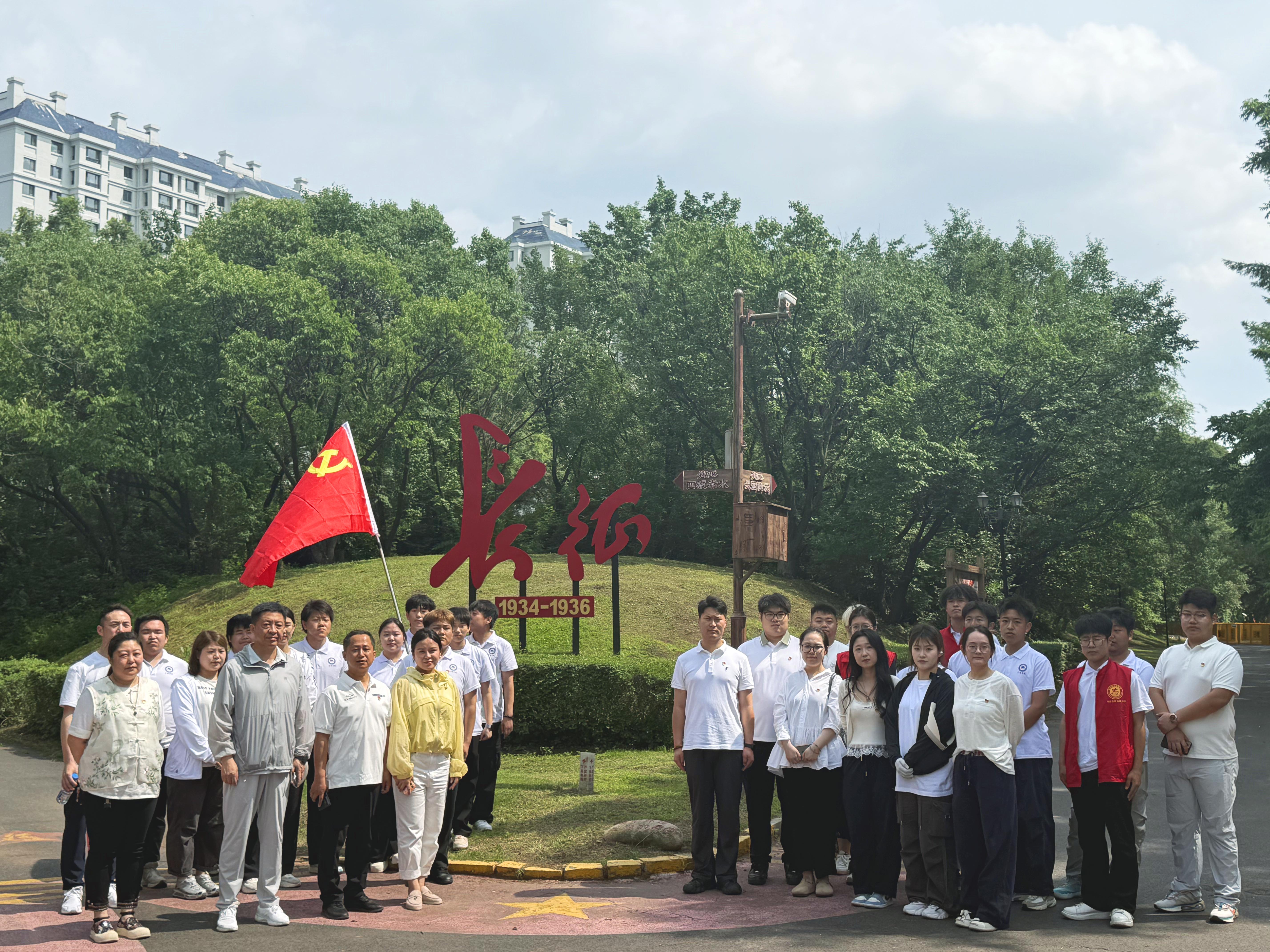 长征.jpg